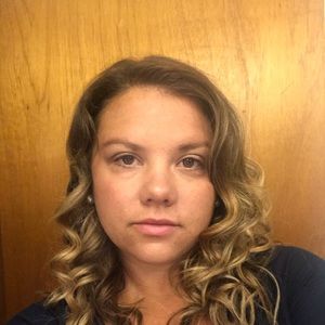 Meet your Posher, Lindy